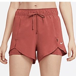 💄 Nike Flex Essential 2-in-1 Women's Training Shorts